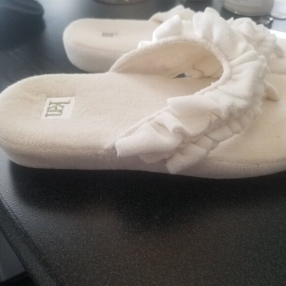 KN Cozy Ruffled Sandal/Slippers with Rubber Soul NWOT Sz 6 - Picture 6 of 8